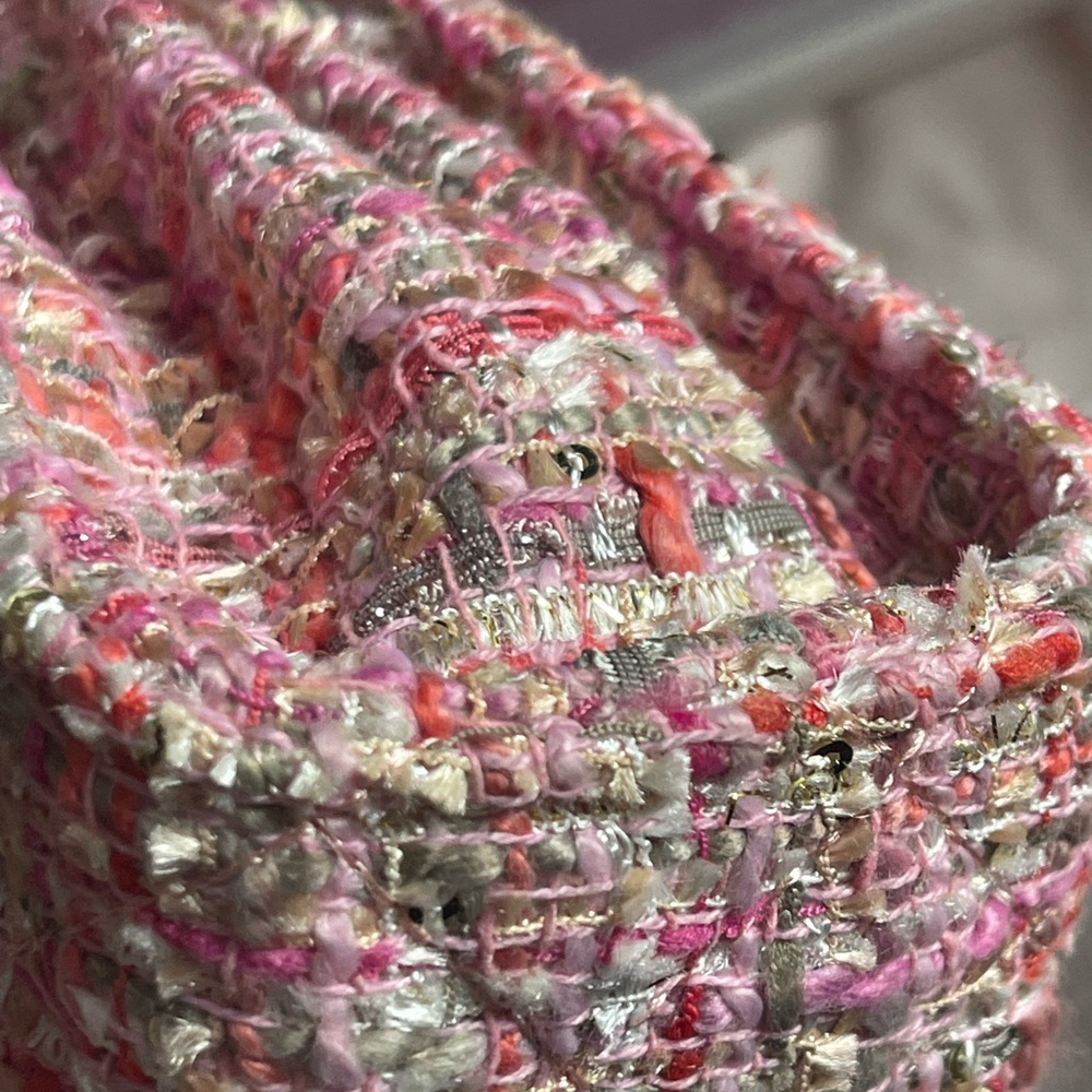 NWOT Chic Pink Tweed crossbody or shoulder Women's Bag - Picture 8 of 9